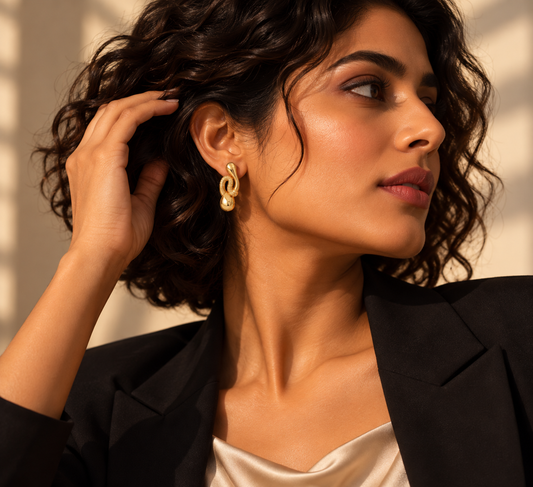 Swerve Stud Earrings | Yellow